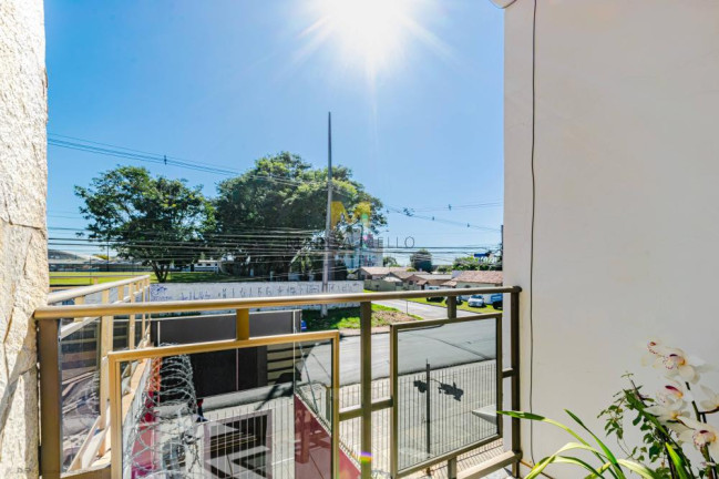 Imagem Sobrado com 3 Quartos à Venda,  em Bairro Alto - Curitiba