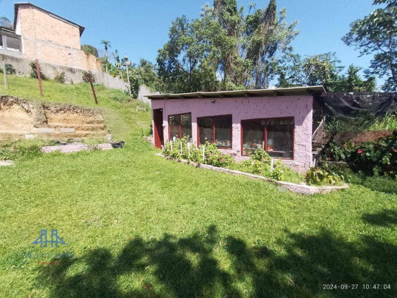 Imagem Casa com 5 Quartos à Venda, 328 m² em Córrego Grande - Florianópolis Imagem Casa com 5 Quartos à Venda, 328 m² em Córrego Grande - Florianópolis