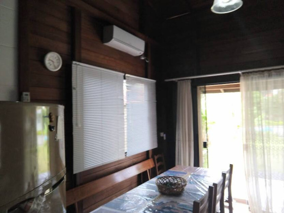 Imagem Casa com 3 Quartos para Temporada, 85 m² em Bombas - Bombinhas Imagem Casa com 3 Quartos para Temporada, 85 m² em Bombas - Bombinhas