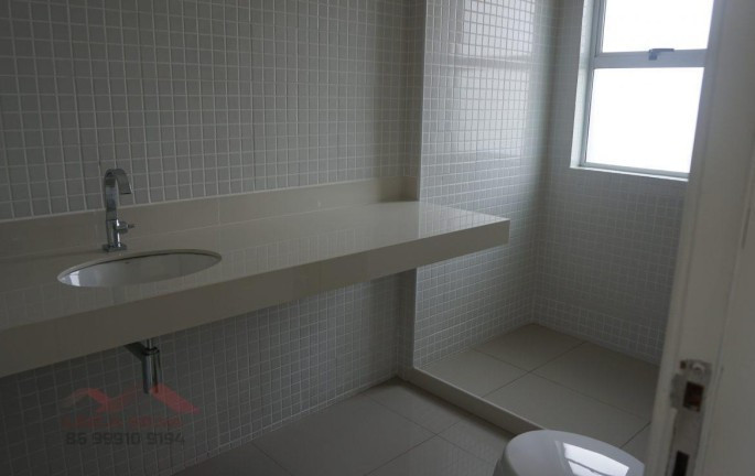Apartamento com 4 Quartos à Venda,  em Jóquei - Teresina