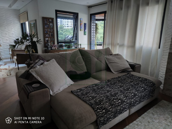 Imagem Imóvel com 3 Quartos à Venda, 150 m² em Vila Suzana - São Paulo