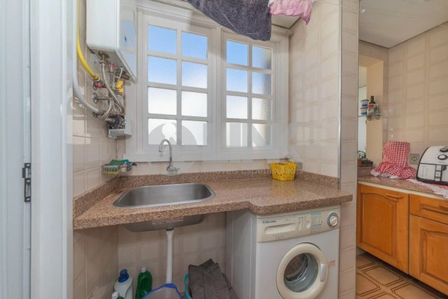 Imagem Imóvel com 3 Quartos à Venda, 205 m² em Menino Deus - Porto Alegre