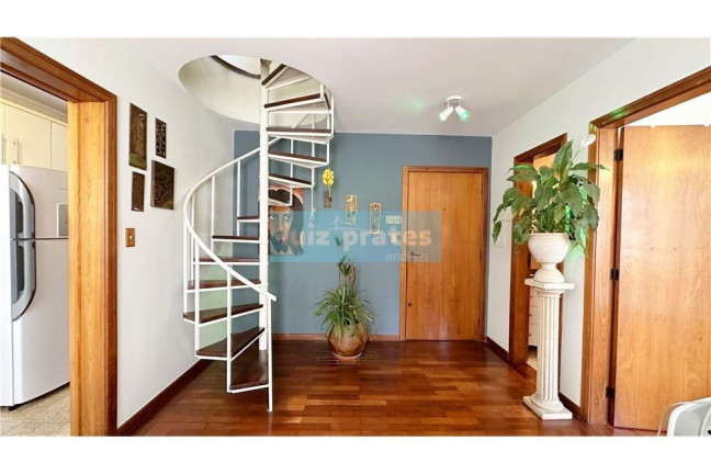 Imagem Apartamento com 1 Quarto à Venda, 105 m² em Petrópolis - Porto Alegre