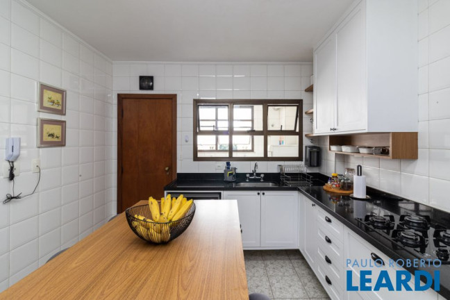 Imagem Apartamento com 4 Quartos à Venda, 149 m² em Vila Bastos - Santo André Imagem Apartamento com 4 Quartos à Venda, 149 m² em Vila Bastos - Santo André