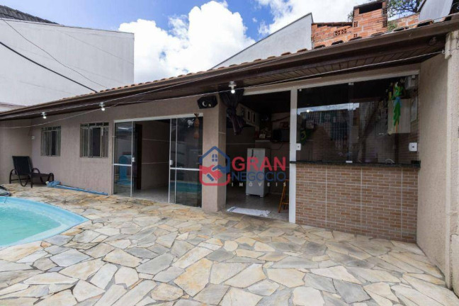 Imagem Casa com 4 Quartos à Venda, 243 m² em Pilarzinho - Curitiba