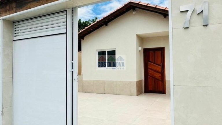 Casa com 3 Quartos à Venda, 70 m²