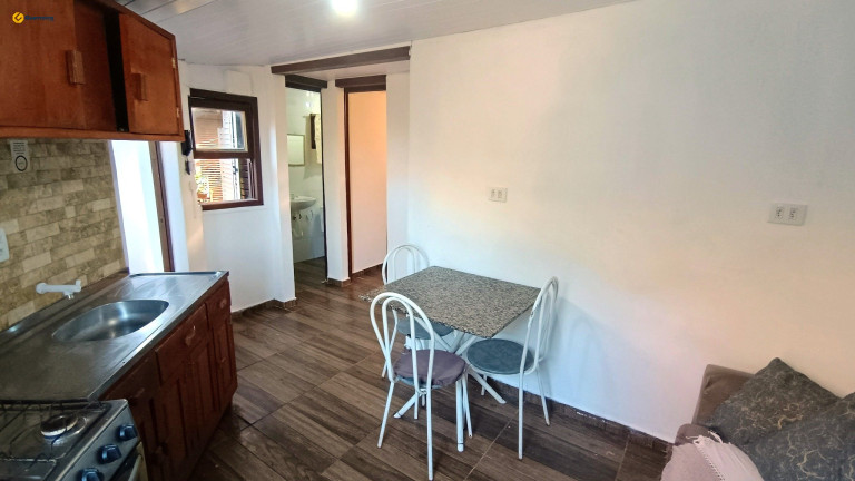 Imagem Imóvel com 14 Quartos à Venda, 390 m² em Canasvieiras - Florianópolis Imagem Imóvel com 14 Quartos à Venda, 390 m² em Canasvieiras - Florianópolis
