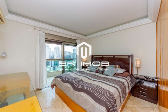 Imagem Imóvel com 4 Quartos à Venda, 228 m² em Vila Andrade - São Paulo