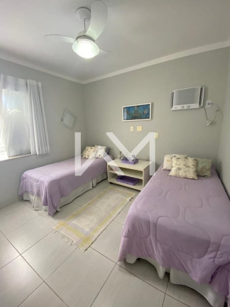 Imagem Imóvel com 5 Quartos à Venda, 230 m² em Enseada - Guarujá Imagem Imóvel com 5 Quartos à Venda, 230 m² em Enseada - Guarujá