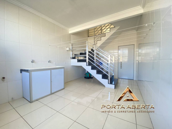 Imagem Casa com 3 Quartos à Venda,  em Santana Do Paraíso