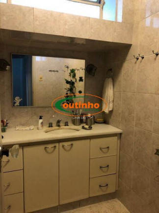 Imagem Apartamento com 3 Quartos à Venda, 130 m² em Tijuca - Rio De Janeiro Imagem Apartamento com 3 Quartos à Venda, 130 m² em Tijuca - Rio De Janeiro