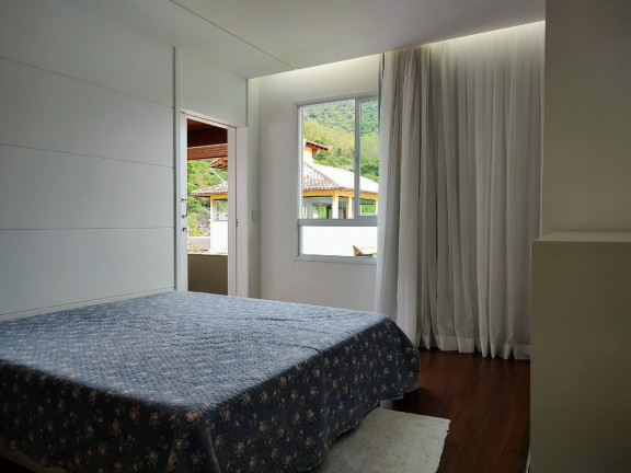 Imagem Casa com 6 Quartos à Venda, 724 m² em Domingos Martins - Domingos Martins
