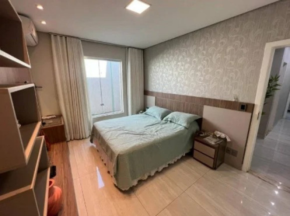 Imagem Casa com 4 Quartos à Venda, 360 m² em R$1.200.000,00 // Santa Mônica - Belo Horizonte Imagem Casa com 4 Quartos à Venda, 360 m² em R$1.200.000,00 // Santa Mônica - Belo Horizonte