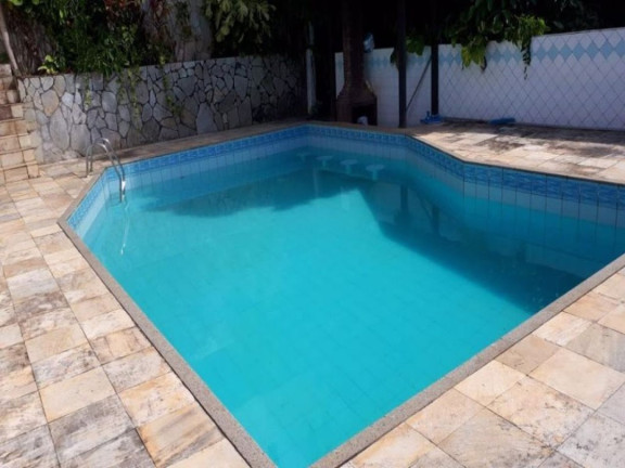 Imagem Casa com 4 Quartos à Venda, 355 m² em Candeal - Salvador
