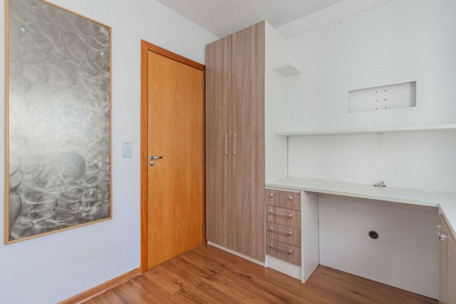 Imagem Imóvel com 3 Quartos à Venda, 90 m² em Azenha - Porto Alegre Imagem Imóvel com 3 Quartos à Venda, 90 m² em Azenha - Porto Alegre