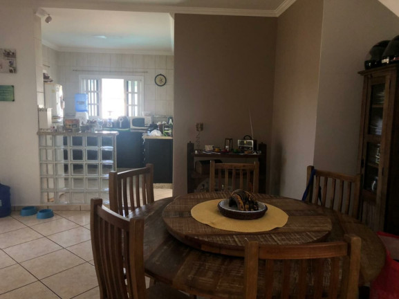 Sobrado com 3 Quartos à Venda, 149 m² em Centro - Porangaba