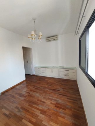 Imagem Imóvel com 3 Quartos à Venda, 130 m² em Vila Uberabinha - São Paulo Imagem Imóvel com 3 Quartos à Venda, 130 m² em Vila Uberabinha - São Paulo