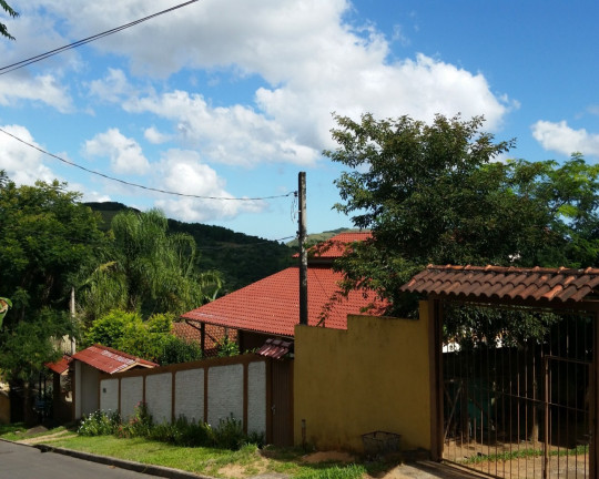 Imagem Terreno à Venda, 600 m² em Vila Nova - Porto Alegre Imagem Terreno à Venda, 600 m² em Vila Nova - Porto Alegre