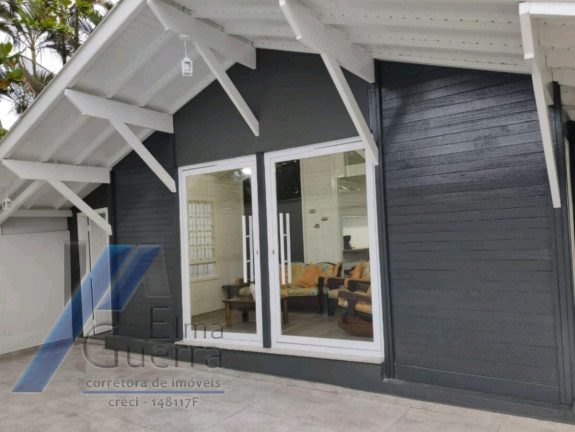 Casa com 5 Quartos à Venda, 230 m² em Toninhas - Ubatuba