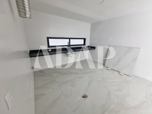 Imagem Casa com 4 Quartos à Venda, 400 m² em Recreio Dos Bandeirantes - Rio De Janeiro Imagem Casa com 4 Quartos à Venda, 400 m² em Recreio Dos Bandeirantes - Rio De Janeiro