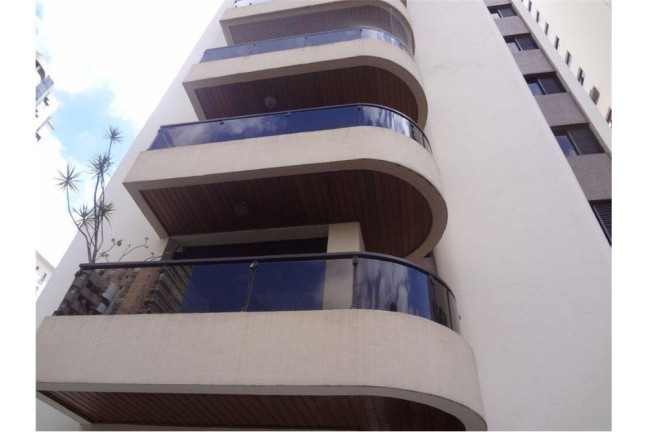 Imagem Imóvel com 3 Quartos à Venda, em Moema - São Paulo Imagem Imóvel com 3 Quartos à Venda, em Moema - São Paulo