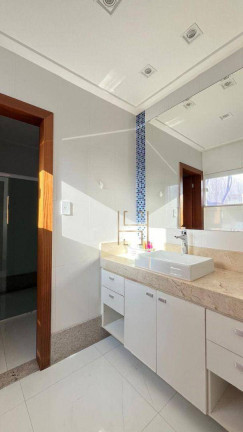 Imagem Casa com 4 Quartos à Venda, 450 m² em Manguinhos - Serra