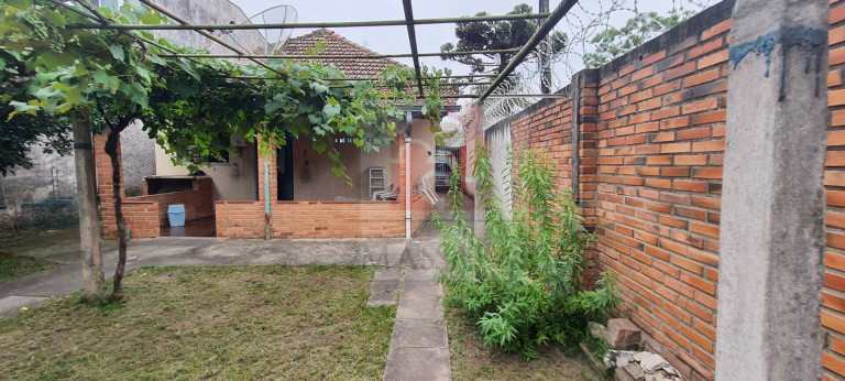 Imagem Casa com 3 Quartos à Venda, 140 m² em São João - Porto Alegre Imagem Casa com 3 Quartos à Venda, 140 m² em São João - Porto Alegre