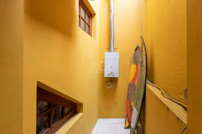 Imagem Imóvel com 3 Quartos à Venda,  em Cristal - Porto Alegre