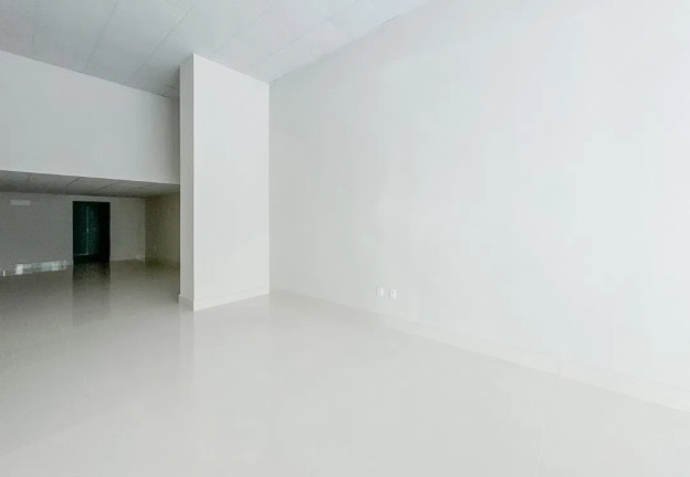 Imagem Sala Comercial à Venda, 80 m² em Pioneiros - Balneário Camboriú Imagem Sala Comercial à Venda, 80 m² em Pioneiros - Balneário Camboriú