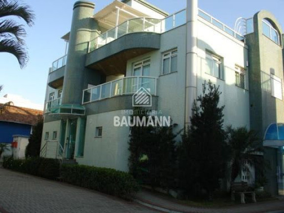 Imagem Apartamento com 3 Quartos para Alugar, 190 m² em Centro - Bombinhas