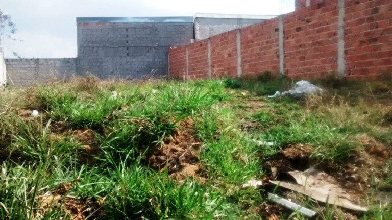 Terreno à Venda, 255 m² em Vista Alegre - Potim