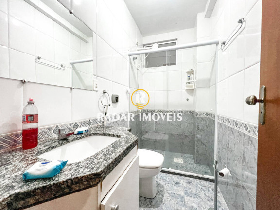 Imagem Apartamento com 3 Quartos à Venda, 140 m² em Algodoal - Cabo Frio