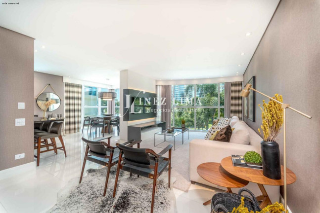 Imagem Apartamento com 3 Quartos à Venda, 166 m² em Praia Brava - Itajaí