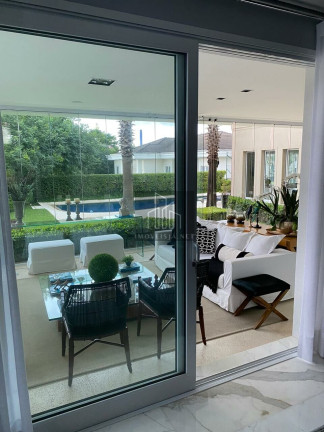 Imagem Casa com 5 Quartos à Venda, 950 m² em Alphaville Residencial Zero - Barueri