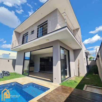 Casa com 3 Quartos à Venda, 232 m² em Piracangaguá - Taubaté