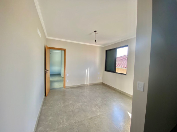 Imagem Casa com 3 Quartos à Venda, 196 m² em R$989.000,00 // Nova Gameleira - Belo Horizonte Imagem Casa com 3 Quartos à Venda, 196 m² em R$989.000,00 // Nova Gameleira - Belo Horizonte