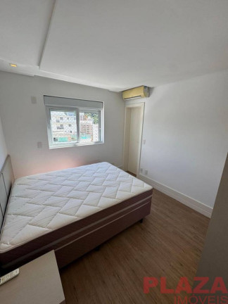 Imagem Apartamento com 3 Quartos à Venda, 135 m² em Pioneiros - Balneário Camboriú