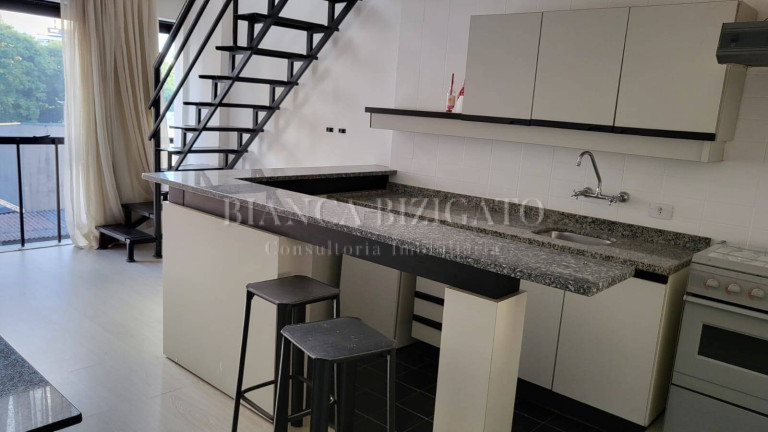 Imagem Apartamento com 1 Quarto à Venda, 47 m² em Centro - Curitiba Imagem Apartamento com 1 Quarto à Venda, 47 m² em Centro - Curitiba
