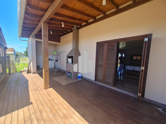 Imagem Casa com 3 Quartos à Venda, 125 m² em Praia Santa Helena - Torres