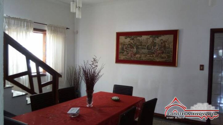Imagem Casa com 4 Quartos à Venda, 338 m² em Jardim Santa Maria - Jacareí Imagem Casa com 4 Quartos à Venda, 338 m² em Jardim Santa Maria - Jacareí