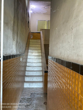 Imagem Sobrado com 4 Quartos à Venda, 400 m² em Saracuruna - Duque De Caxias