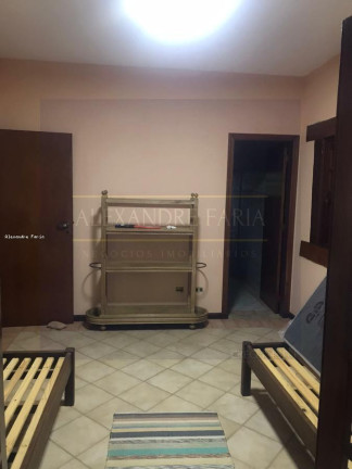 Imagem Casa com 3 Quartos para Temporada, 250 m² em Baleia - São Sebastião