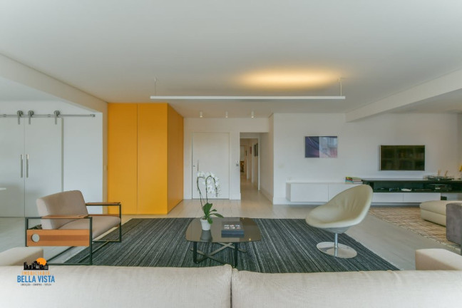 Apartamento com 3 Quartos à Venda,  em Vila Nova Conceição - São Paulo