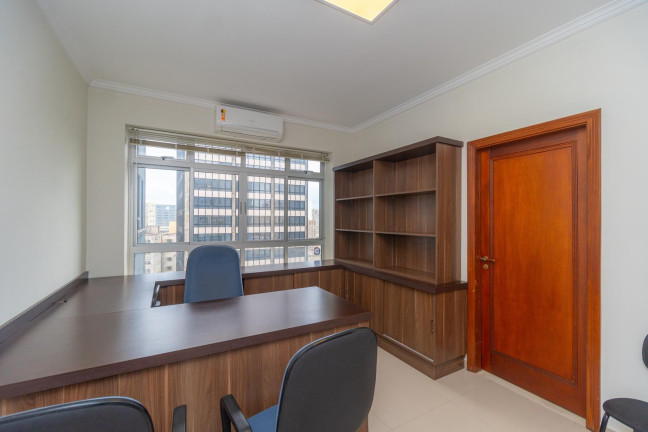 Sala Comercial para Alugar, 26 m² em Centro - Curitiba