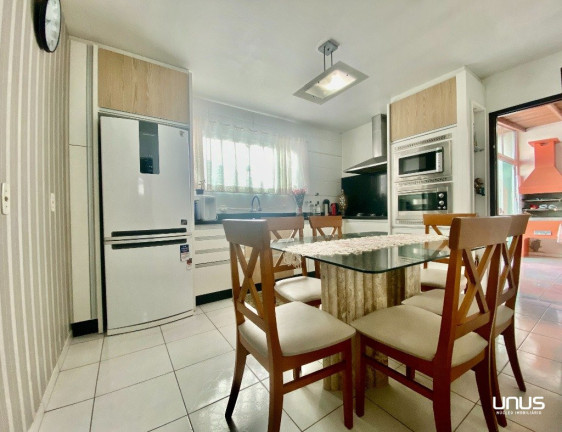 Imagem Casa com 2 Quartos à Venda, 104 m² em São Sebastião - Palhoça Imagem Casa com 2 Quartos à Venda, 104 m² em São Sebastião - Palhoça