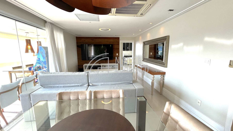 Imagem Apartamento com 3 Quartos para Alugar, 190 m² em Embaré - Santos