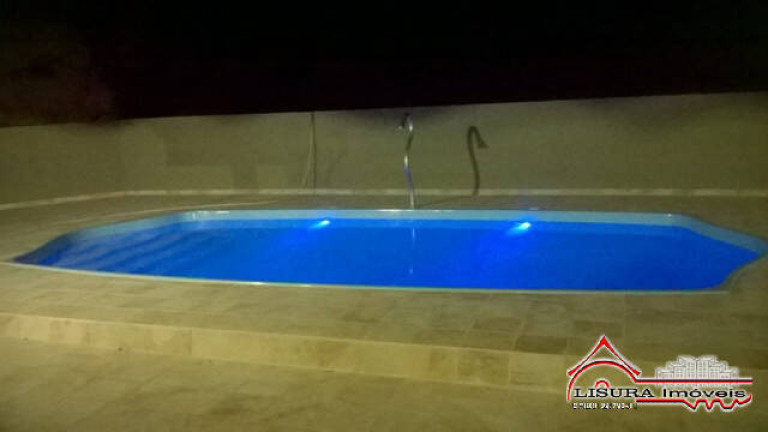 Imagem Chácara com 3 Quartos à Venda, 250 m² em Jardim Colônia - Jacareí