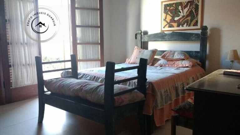 Imagem Casa com 3 Quartos à Venda, 380 m²