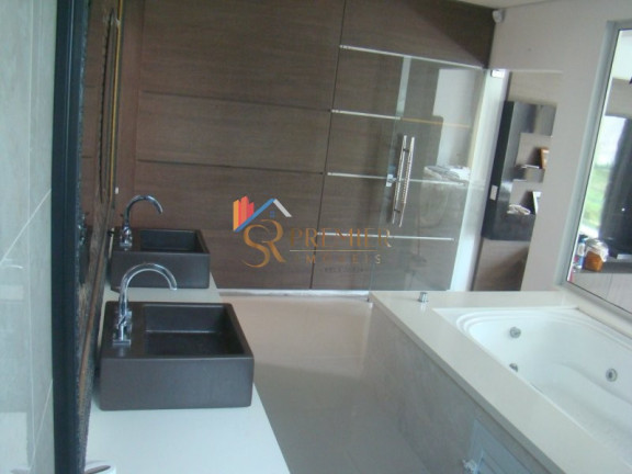 Imagem Casa com 3 Quartos à Venda, 413 m² em Itacorubi - Florianópolis Imagem Casa com 3 Quartos à Venda, 413 m² em Itacorubi - Florianópolis