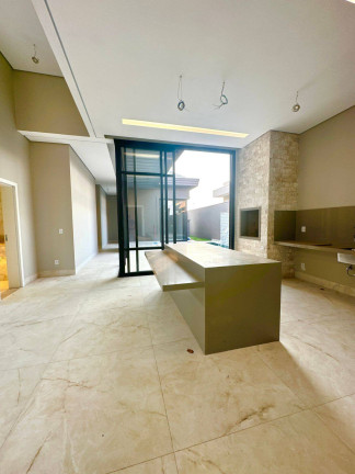 Imagem Casa à Venda, 439 m² em Ribeirão Do Lipa - Cuiabá Imagem Casa à Venda, 439 m² em Ribeirão Do Lipa - Cuiabá
